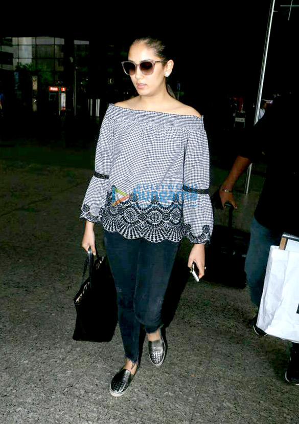 dhanush and mira rajput snapped at the airport 6