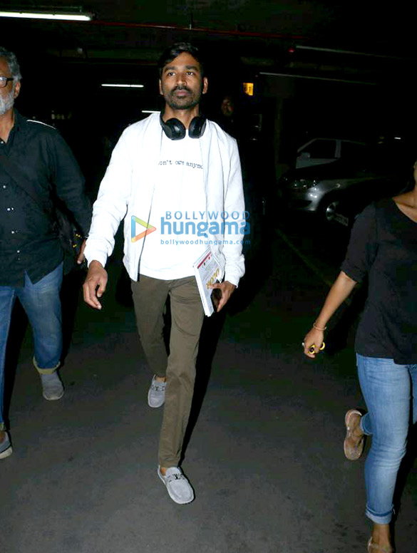 dhanush and mira snapped at the airport 3
