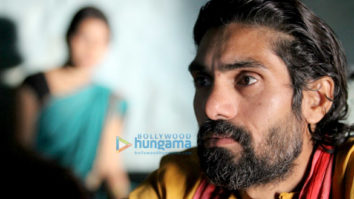 Movie Stills Of The Movie Duniya Khatam Ho Rahi Hai