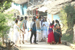 Movie Stills Of The Movie Duniya Khatam Ho Rahi Hai