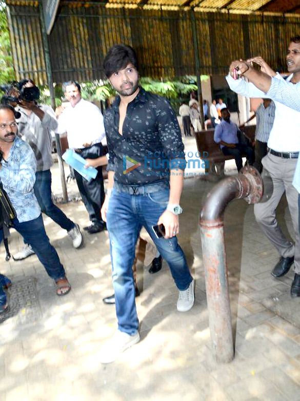 Himesh Reshammiya and his wife snapped in family court