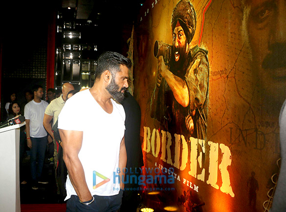 j p dutta celebrates 20 years of the movie border 6
