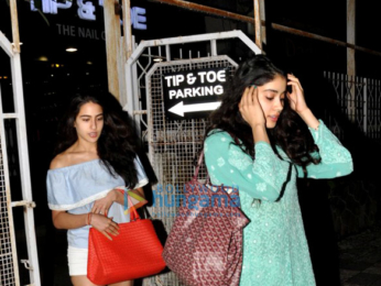 Jhanvi Kapoor and Sara Ali Khan snapped post their salon session in Juhu