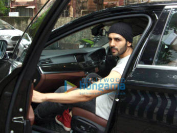 Kartik Aaryan snapped promoting his film 'Guest Iin London' in Surat