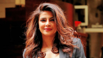 Omg!! Priyanka Chopra just proposed this artist.