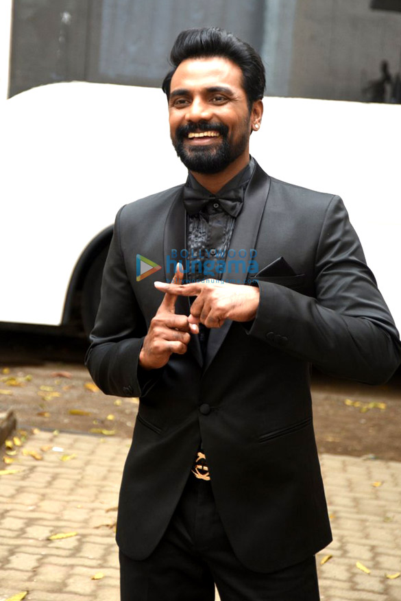 remo dsouza snapped at the star plus dance season 3s shoot 6