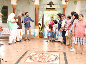 Riteish Deshmukh snapped promoting 'Bank Chor' on the sets of Chidiya Ghar