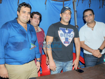 Salman Khan, BMC Chief Ajoy Mehta, Shekhar Tolani join hands to make Mumbai open defecation free