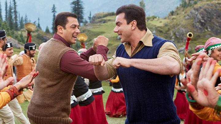 Salman Khan & Sohail Khan’s Brotherly Bond In This Making Video Of Naach Meri Jaan Salman Khan & Sohail Khan’s Brotherly Bond In This Making Video Of Naach Meri Jaan