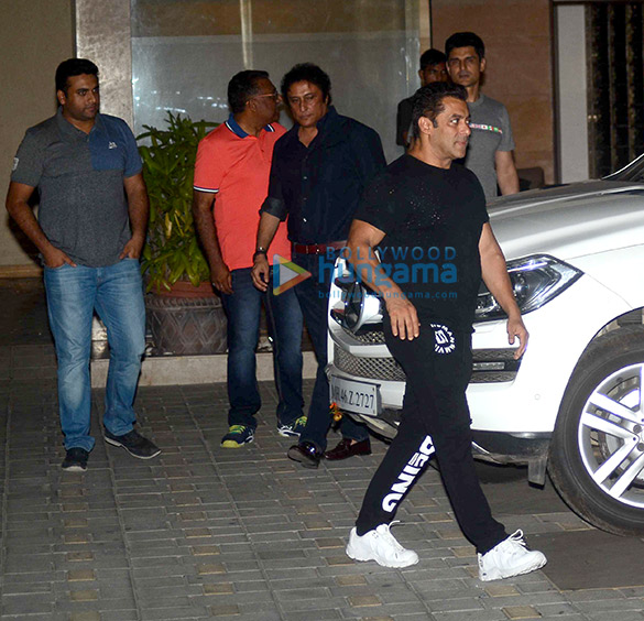 salman khan and family celebrate the being human cycle launch at arpitas house 3