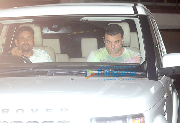 salman khan and family celebrate the being human cycle launch at arpitas house 9