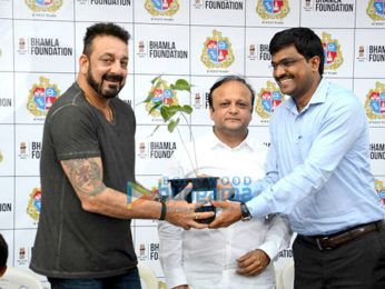 Sanjay Dutt graces the tree plantation drive by Asif Bhamla Foundation
