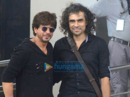 Shah Rukh Khan and Imtiaz Ali snapped leaving to promote their film ‘Jab Harry Met Sejal’ in Ahmedabad