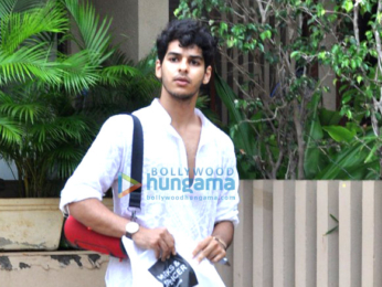Shahid Kapoor & Ishaan Khattar snapped at Juhu