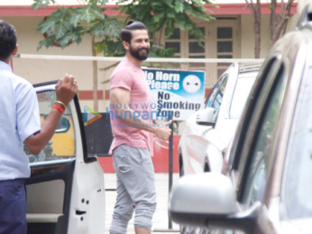 Shahid Kapoor snapped at the gym today