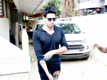 Sidharth Malhotra snapped post meeting in Bandra