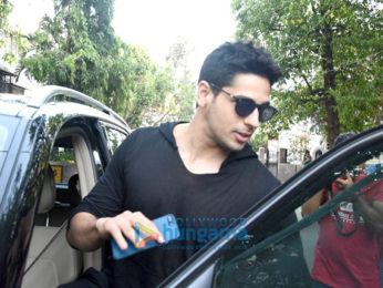 Sidharth Malhotra snapped post meeting in Bandra