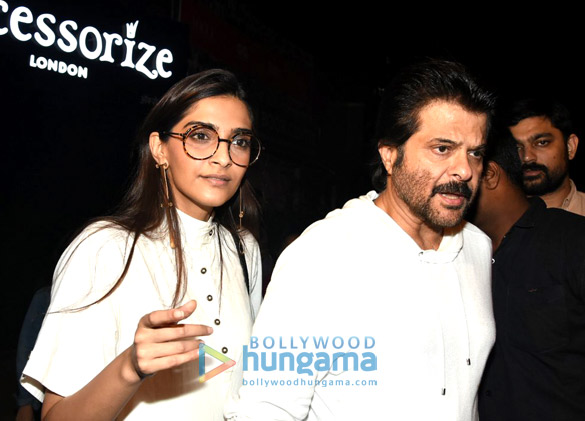 Sonam Kapoor and Anil Kapoor snapped post dinner at Bastian in Bandra Sonam Kapoor and Anil Kapoor snapped post dinner at Bastian in Bandra