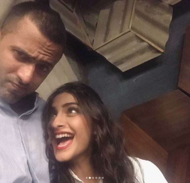 Sonam Kapoor has a perfect Sunday with rumoured boyfriend Anand Ahuja (1)