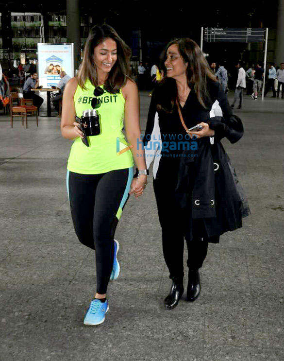 sridevi and ileana dcruz snapped at the airport 2