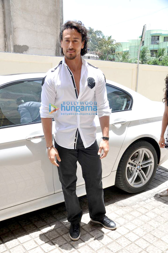 tiger shroff and nidhhi agerwal arrive for the trailer launch of their film munna michael 1