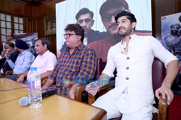 tigmanshu dhulia mohit marwah and gurdeep singh sappal launch the trailer of raag desh at the parliament of india 6