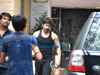 Varun Dhawan snapped post his gym session in Juhu