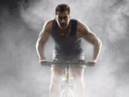 WOW! Salman Khan goes cycling on the streets of Mumbai and surprises his fans