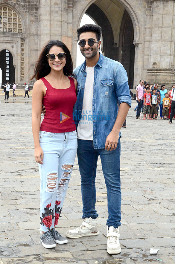 aadar jain anya singh launch i am india song 6