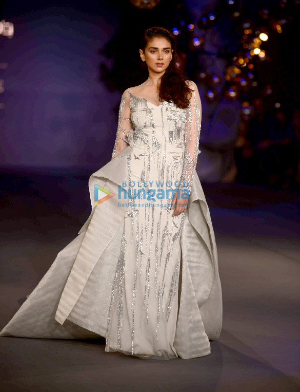 aditi rao hydari walks for gaurav gupta at couture week in delhi 4