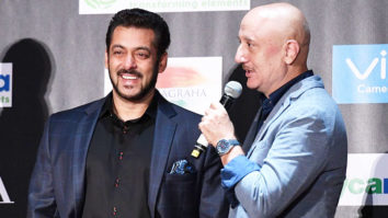 Anupam Kher’s HILARIOUS Introductory Speech At IIFA 2017 New York