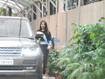 Anushka Sharma snapped post her salon session in Juhu