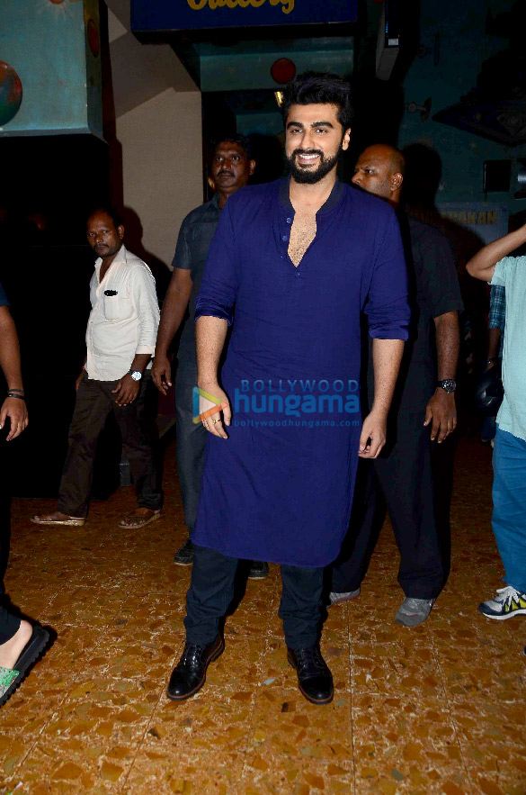 arjun kapoor and anil kapoor snapped at gaiety galaxy 4