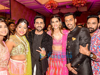 Ayushmann Khurrana and Kriti Sanon gatecrash a wedding to promote their film 'Bareilly Ki Barfi'