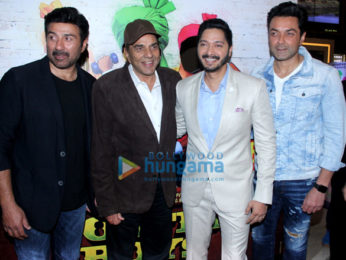 Dharmendra, Sunny Deol, Bobby Deol and Shreyas Talpade launch the trailer of 'Poster Boys'