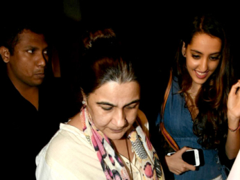 Dimple Kapadia and Amrita Singh snapped post dinner at Bastian