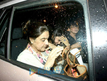 Dimple Kapadia and Amrita Singh snapped post dinner at Bastian
