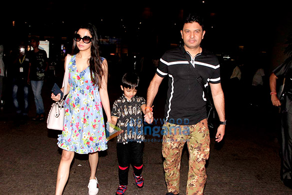 disha patani saif ali khan and others snapped at the airport 10