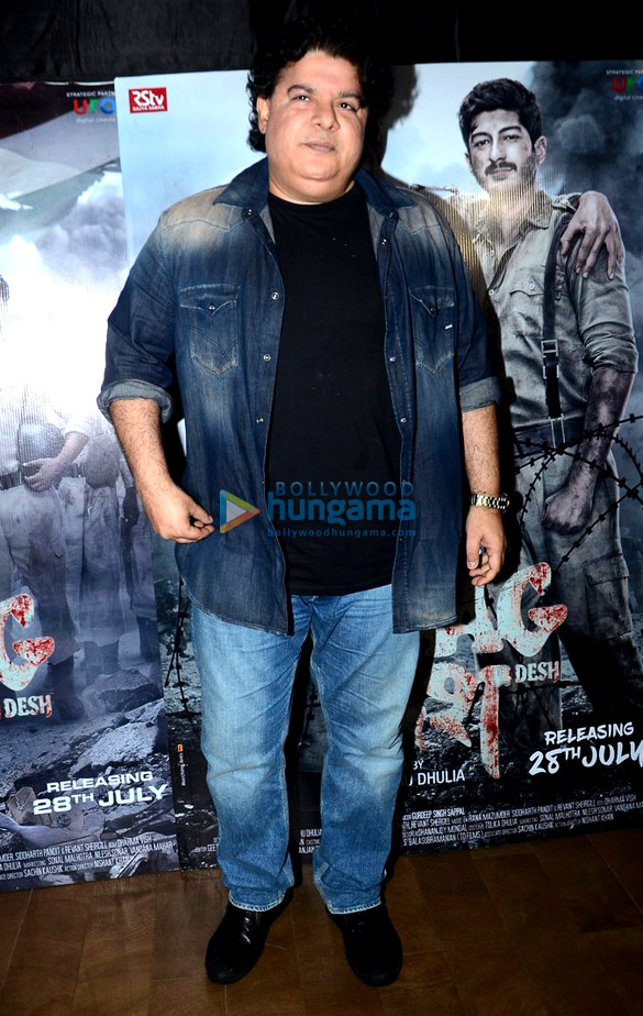 hrithik roshan shruti hassan and many more graces raagdesh screening 8