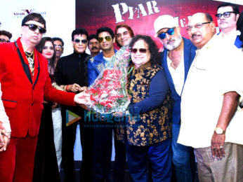 Jeetendra, Shakti Kapoor and others grace the mahurat of 'Pyar Mein Thoda Twist'