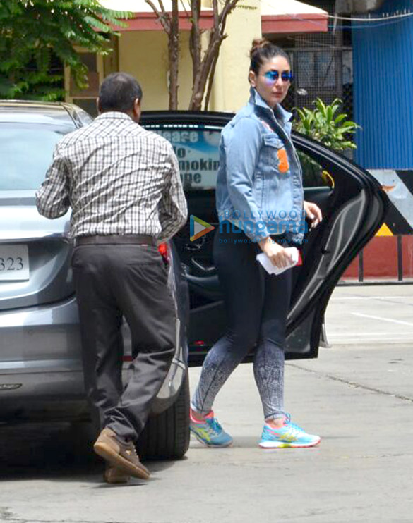 kareena kapoor khan tiger shroff bipasha basu karan singh grover and others snapped at the gym 1