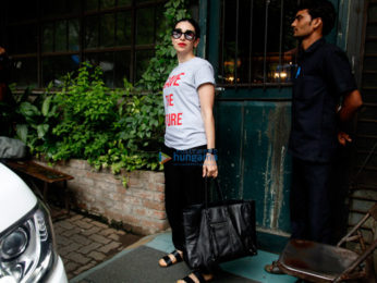 The beautiful Karisma Kapoor snapped with lovely kids post her lunch at Pali Village Cafe