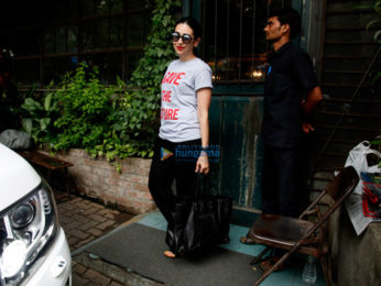 The beautiful Karisma Kapoor snapped with lovely kids post her lunch at Pali Village Cafe