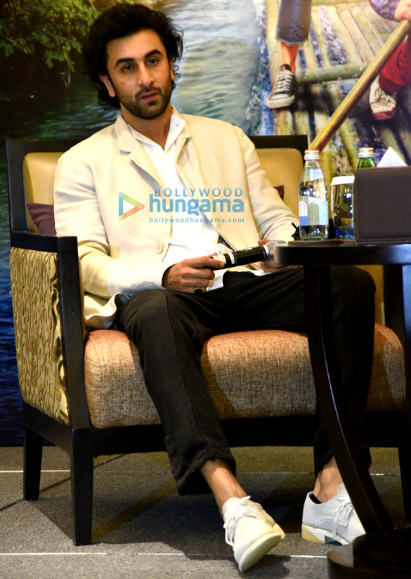 katrina kaif and ranbir kapoor promote their film jagga jasoos at siima in abu dhabi 3
