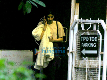 Khushi Kapoor snapped post salon session in Juhu