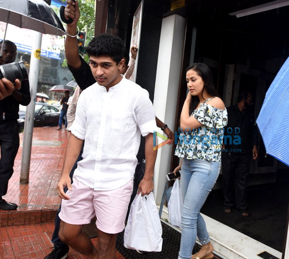 mira rajput snapped post lunch at bastian 1