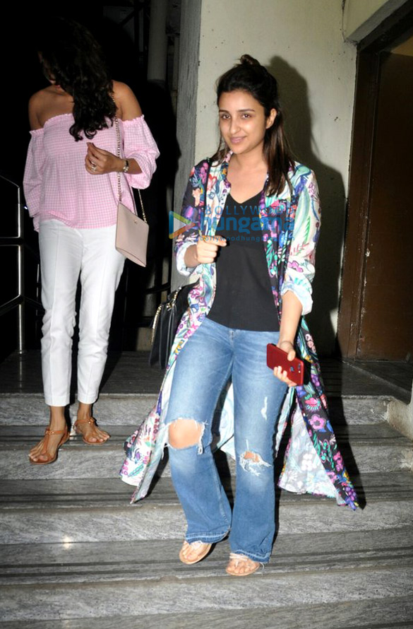 parineeti chopra snapped post a movie screening at juhu pvr 4