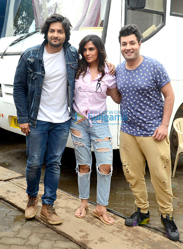 Photo shoot of ‘Fukrey 2’ with the starcast at Mehboob Studio Photo shoot of ‘Fukrey 2’ with the starcast at Mehboob Studio