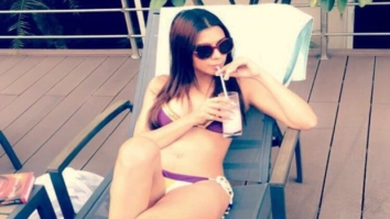 HOT! Ruhi Singh looks sexy posing in a bikini!