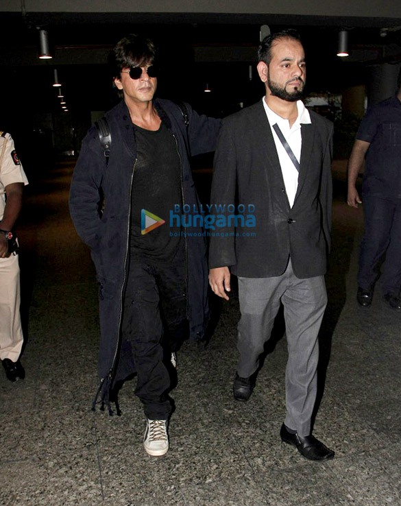 shah rukh khan return from los angeles 5